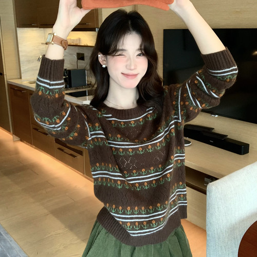 SUSAN-碎花童话韩系复古菱格碎花提花镂空温柔保暖毛衣6616s