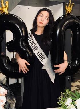 女黑色皇冠数字气球生日拍照道具ins风40寸网红派对装饰场景布置