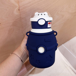 小茶日记大容量保温水杯男生时尚高颜值便携出行不锈钢吸管杯子xx