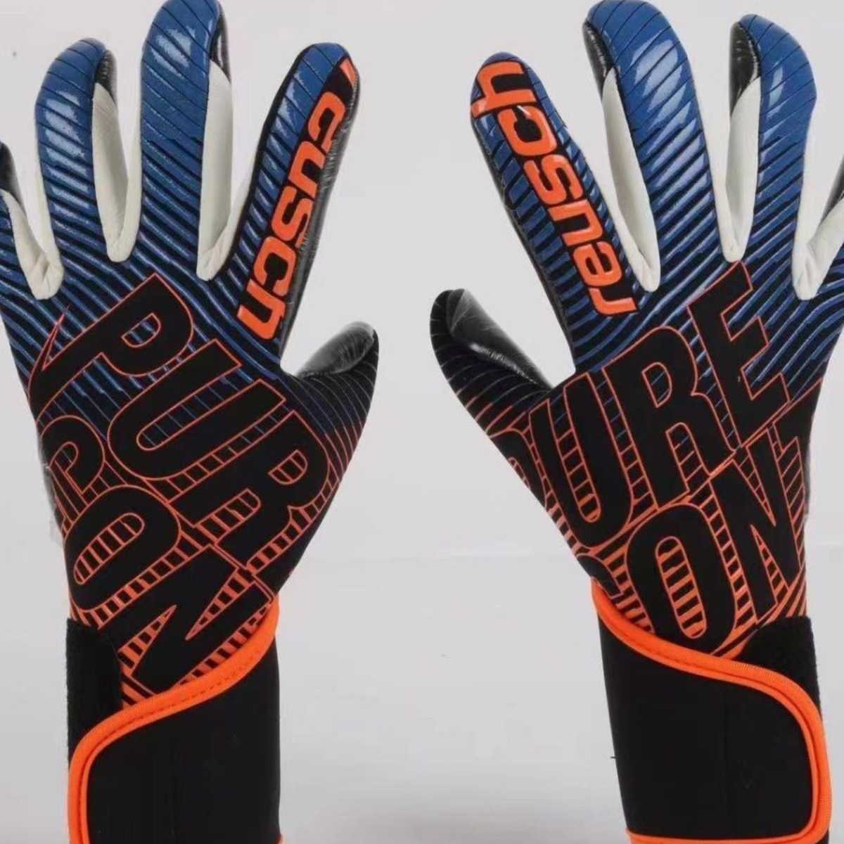 猎鹰新款加厚青少年儿童专业足球守门员成人防滑耐磨防护门将手套