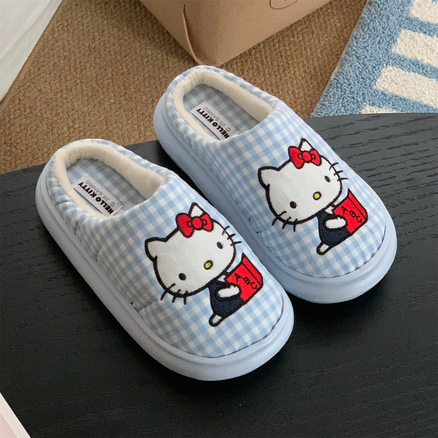 撞色格子正版HelloKitty猫棉拖鞋