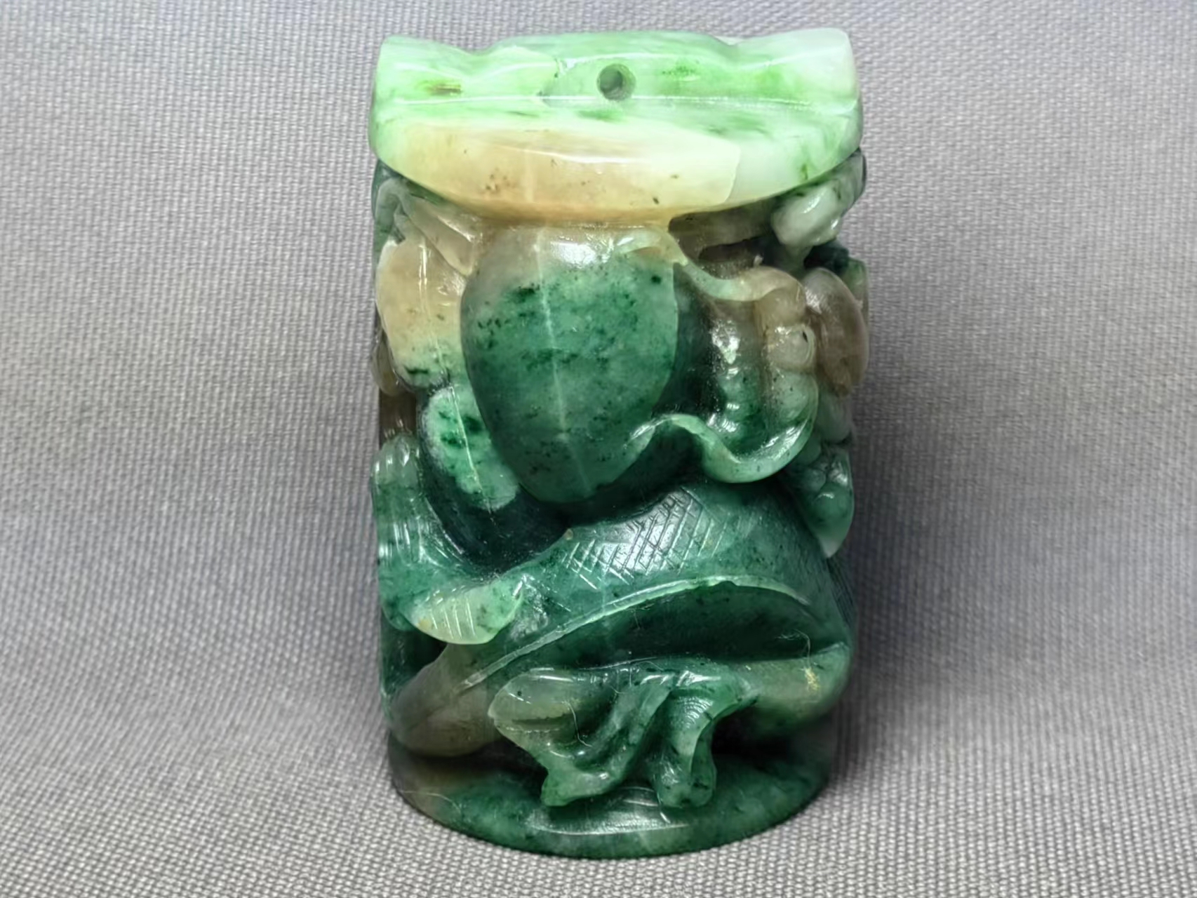 独山玉天蓝、绿白、薯料龙章 三色为宝 细腻滋润 色泽鲜艳