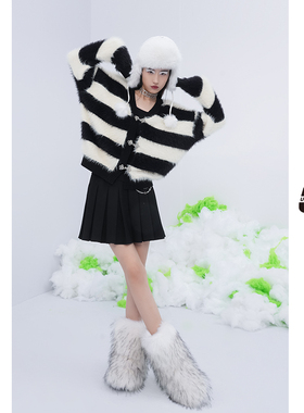 UX2025秋新款黑白条纹开衫毛衣女休闲短