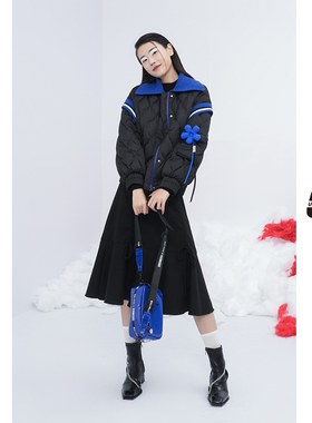 【舒心专属】UX 秋冬新款 欧美INS风设计感翻领蓝黑色针织拼