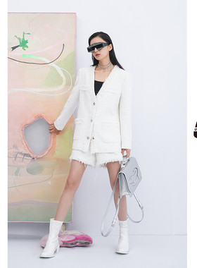 UX秋冬新款V领粗花呢小香风外套宽松时尚白色开衫