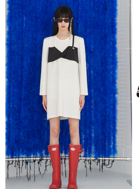 UX新款秋季新款白色小抹胸装饰连衣裙女中长款宽松显瘦设计感长裙