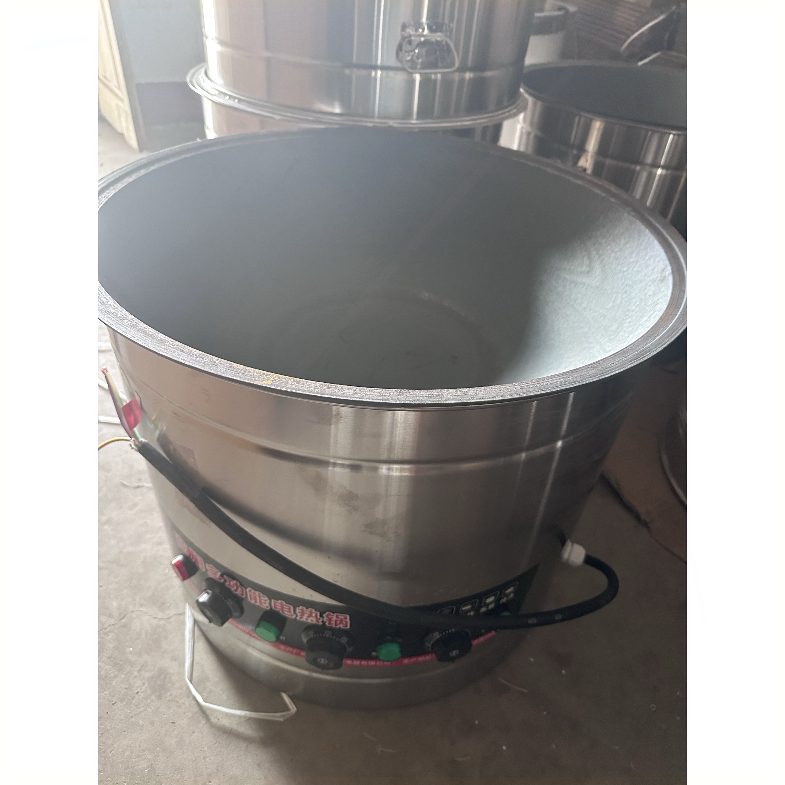 老铁锅商用工地学校电炒锅商用电