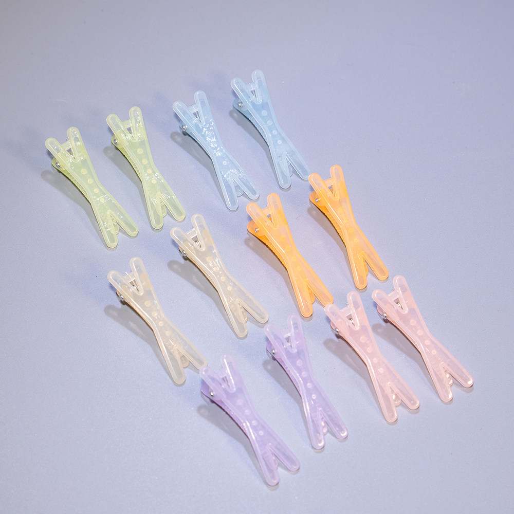 4.5cm交叉果冻塑料一字夹