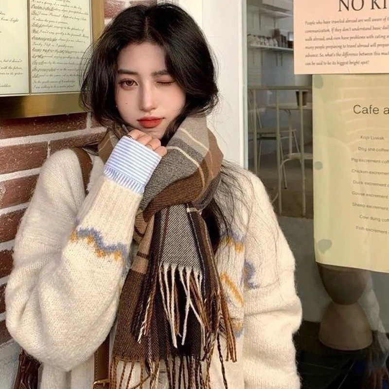 秋冬季韩系氛围感格子围巾百搭毛绒针织保暖小披肩高版女士