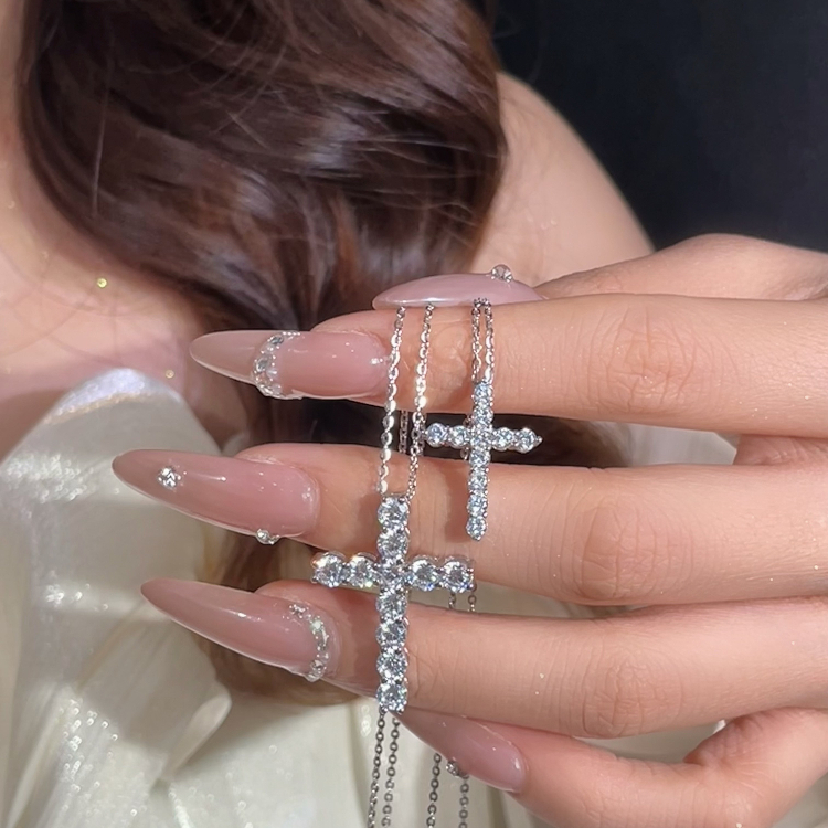 满钻十字架项链纯银女轻奢设计吊坠高级百搭叠戴锁骨链送闺蜜礼物