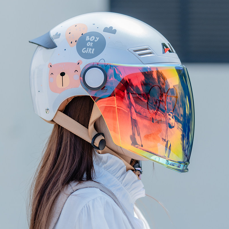 艾狮电动车头盔女摩托车半盔3c认证四季通用防晒防紫外线不压头发