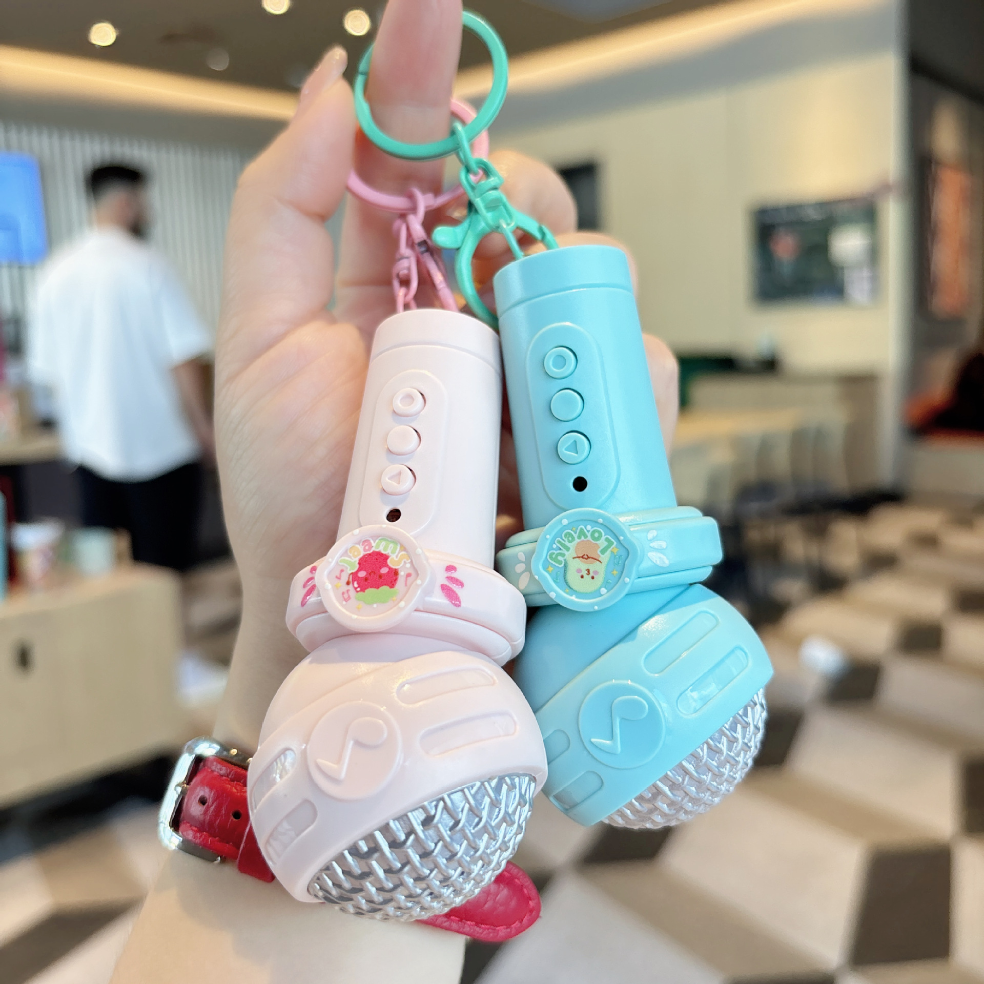 可爱多功能录音话筒钥匙扣创意包包配饰趣味学生儿童玩具挂件