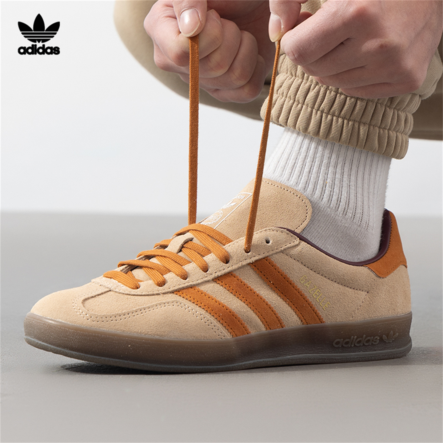 阿迪达斯三叶草男女鞋运动休闲鞋