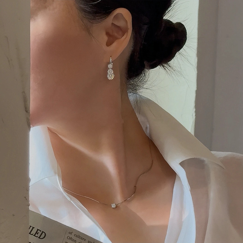 s925纯银精致圆片耳环锆石超闪流苏耳扣女小众设计高级感轻奢耳饰