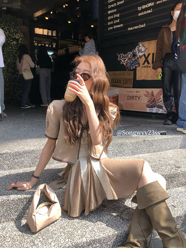 soolrok松未韵一拼接刺绣连衣裙