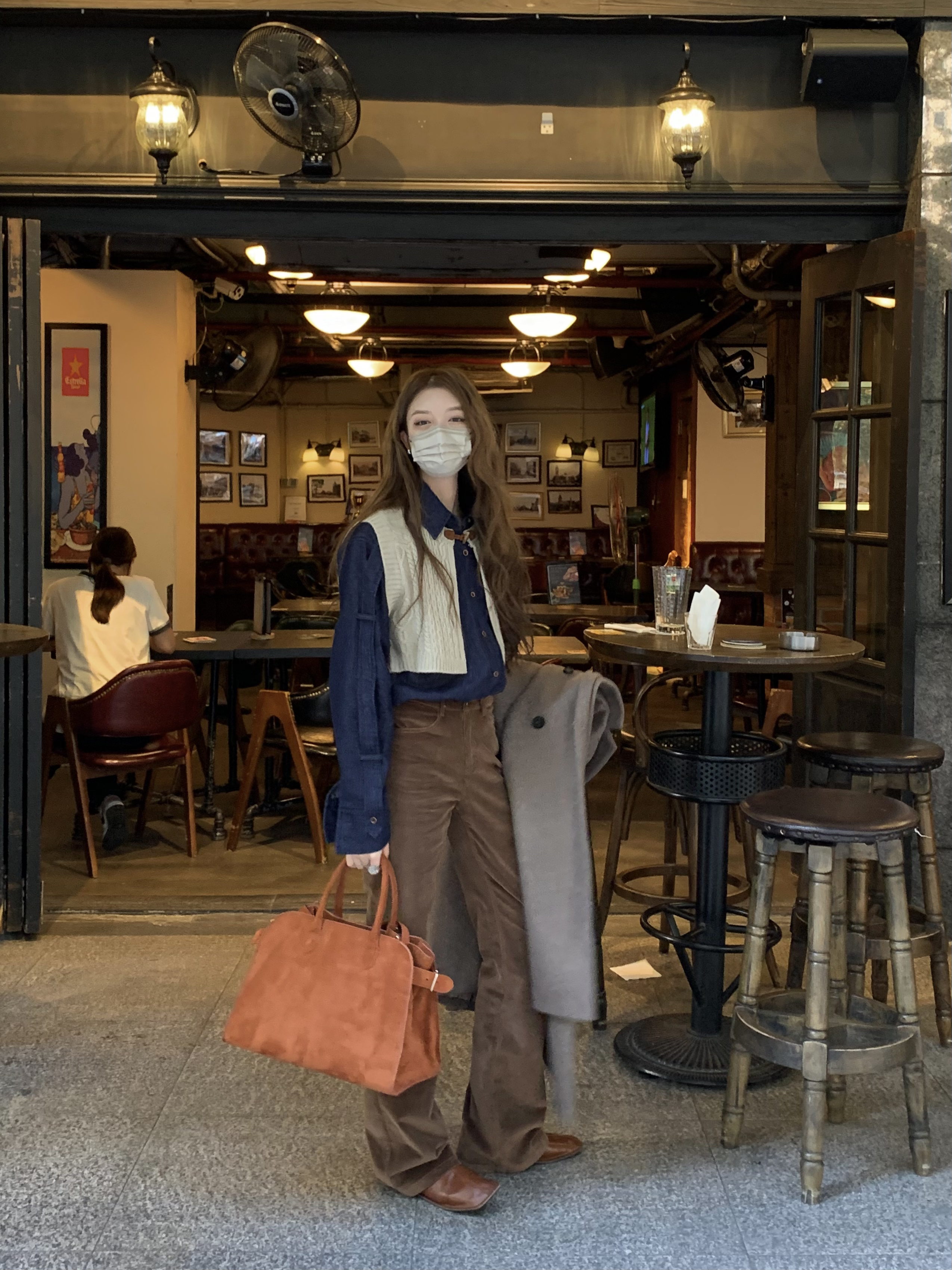 松未韵一高腰灯芯绒长裤