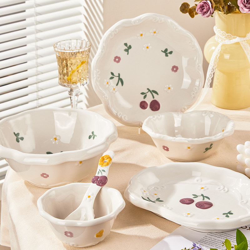 特别好看的菜盘子高颜值浮雕可爱陶瓷餐盘家用早餐盘米饭碗甜品碗,餐饮具,盘,淘宝优惠券,粉丝福利购,淘宝优惠卷