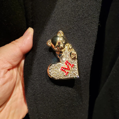 JACDIOO小众设计感M字母胸针