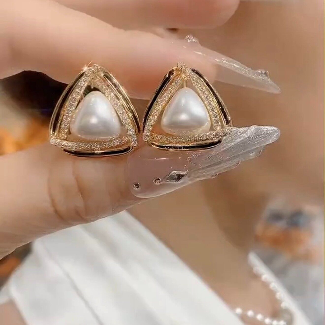 韩风时尚气质个性夸张三角形锆石耳环女2026年新款轻奢高级感耳饰