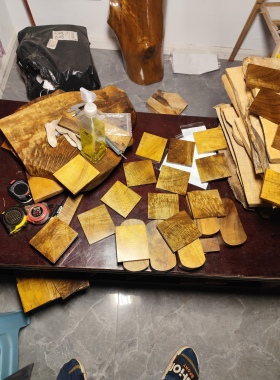 金丝楠木无事牌挂件老料水波纹树瘤疤天然实木质手把玩件挂件吊牌