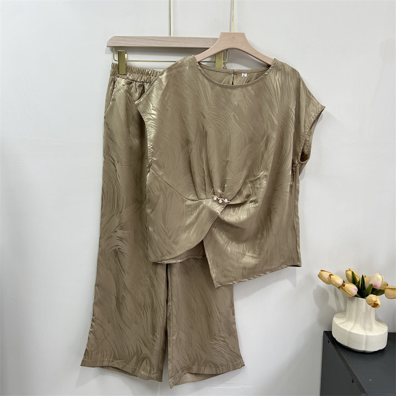 妈妈夏套装短袖T恤洋气新款中老年女夏季气质胖婆婆上衣服两件套