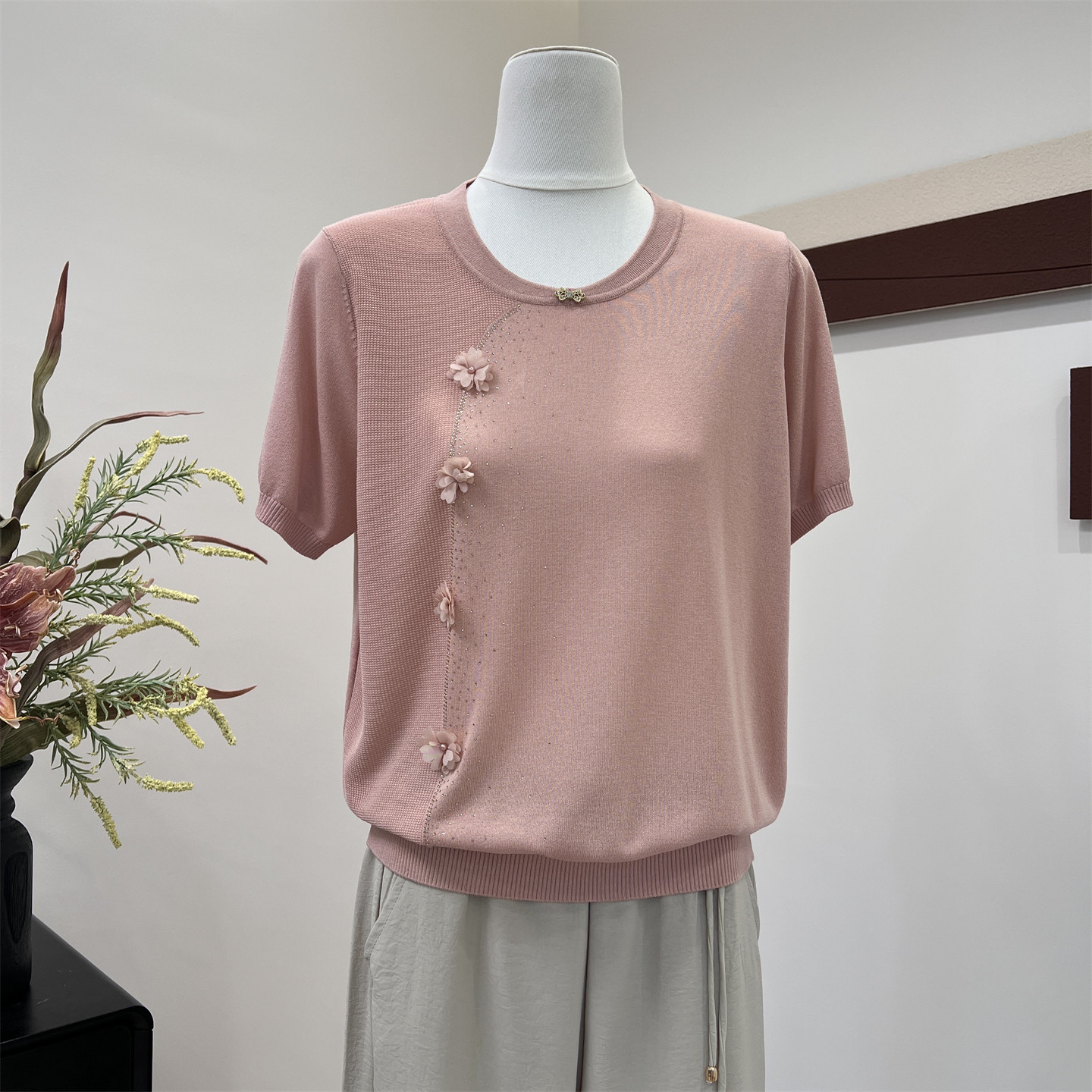 洋气妈妈夏装冰丝上衣服中年女装新款短袖T恤中老年时尚针织薄款