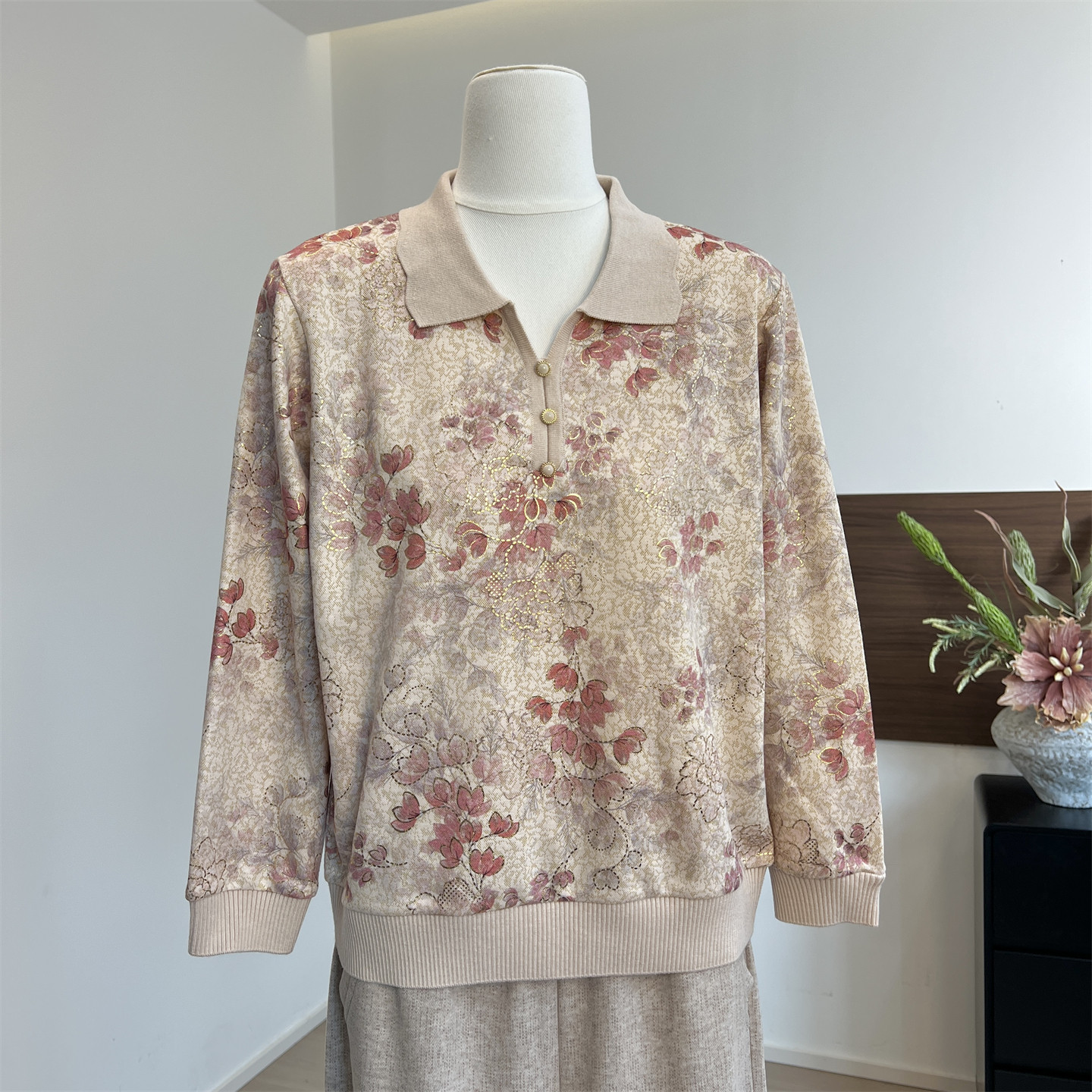 妈妈秋装翻领上衣服打底小衫