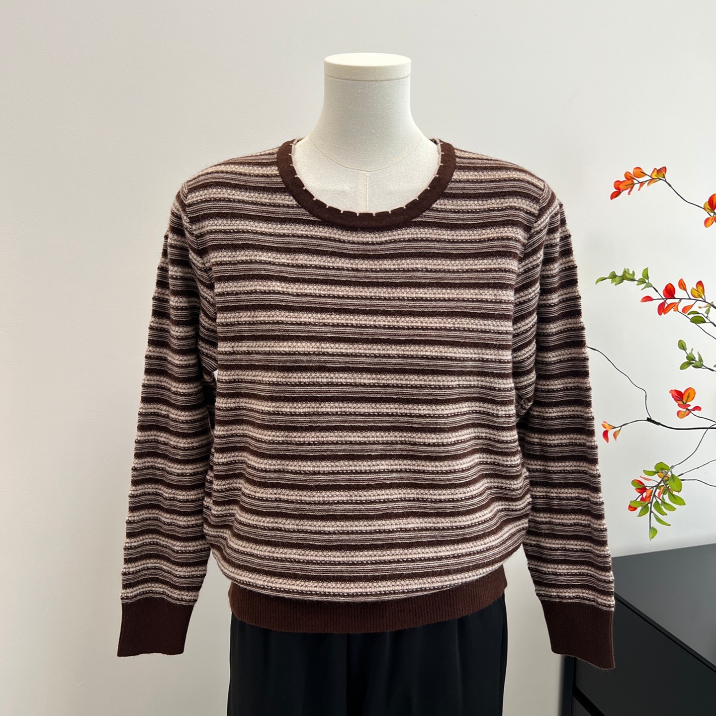 时尚妈妈春秋装洋气条纹针织上衣2025新款中老年女装薄款打底小衫,女装/女士精品,中老年女装,淘宝优惠券,粉丝福利购,淘宝优惠卷