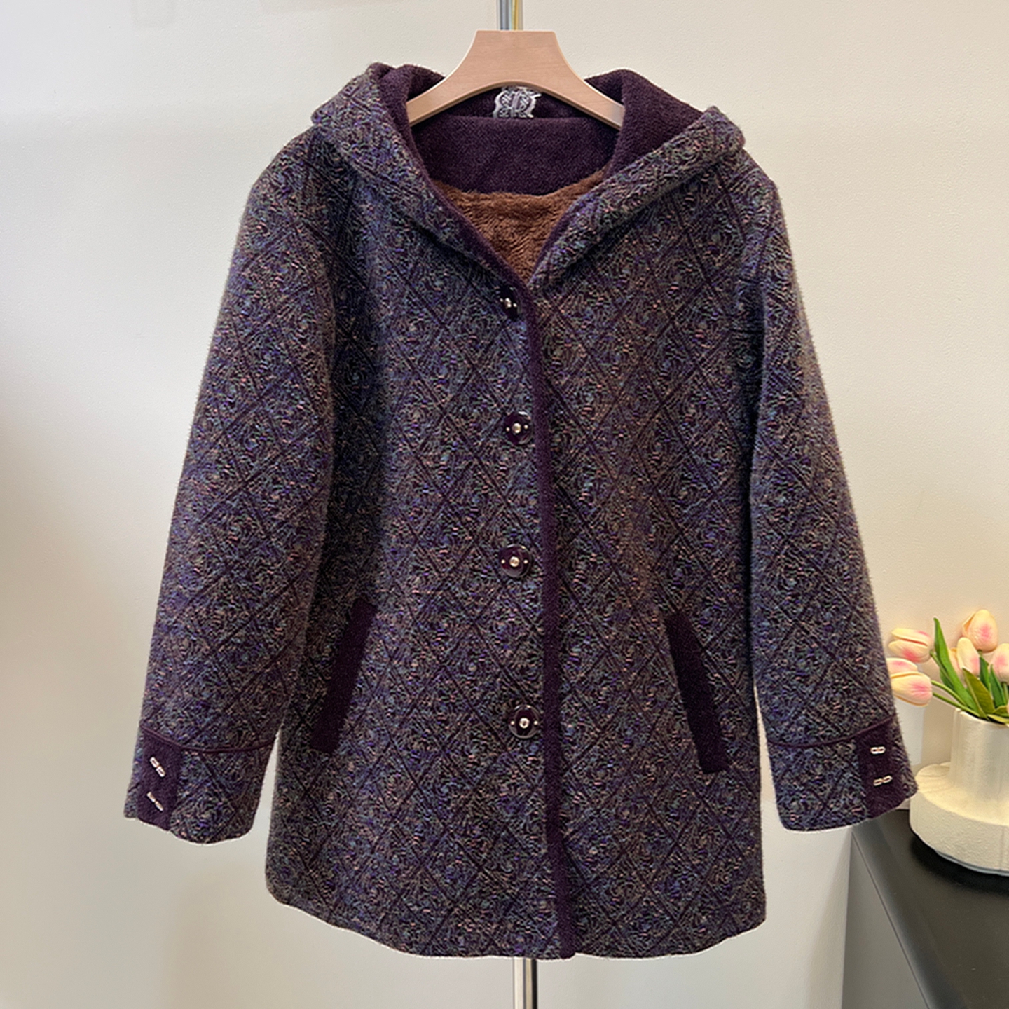 妈妈冬季新款洋气加绒加厚外套