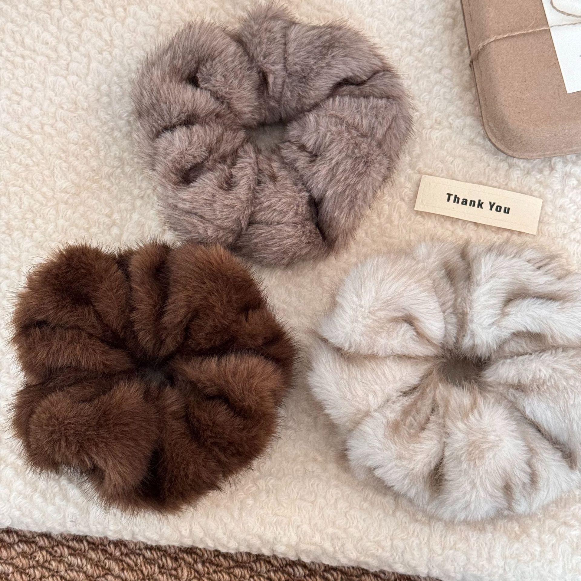 秋冬毛绒大肠发圈仿貂毛保暖舒适法绳气质百搭马尾头绳高级感头花