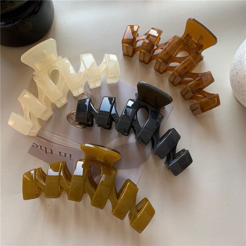 高级感亚克力抓夹大号简约鲨鱼夹ins风网红发夹女后脑勺夹子头饰