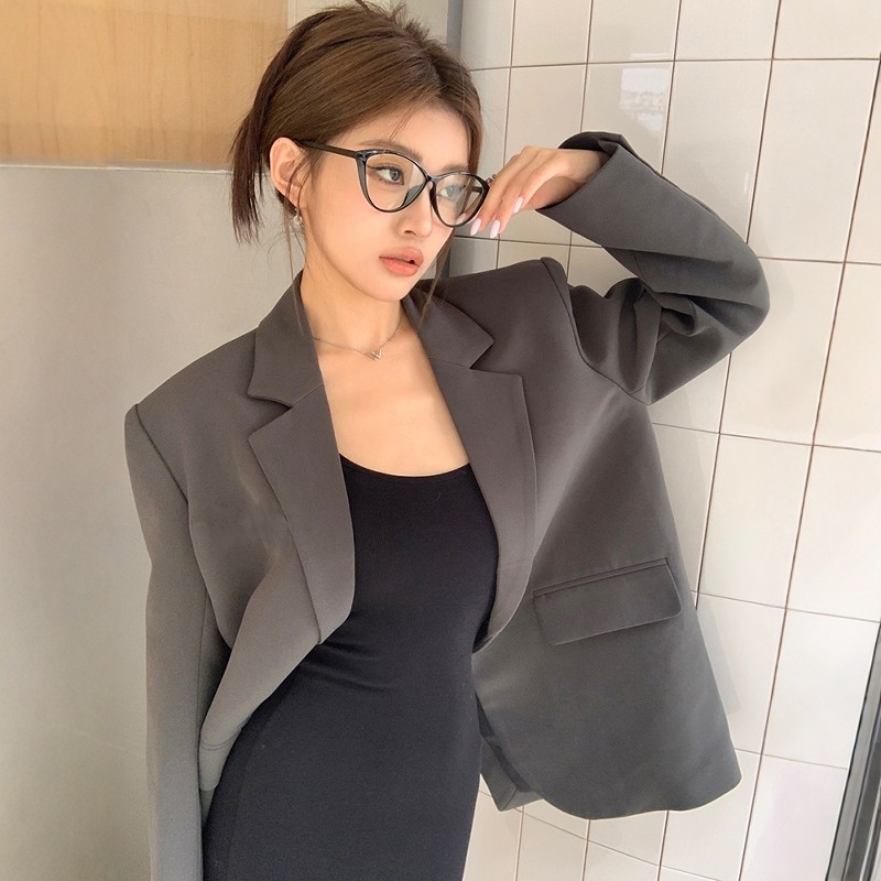 灰色高级感小西装女2025春秋新款炸街设计感宽松休闲气质西服外套