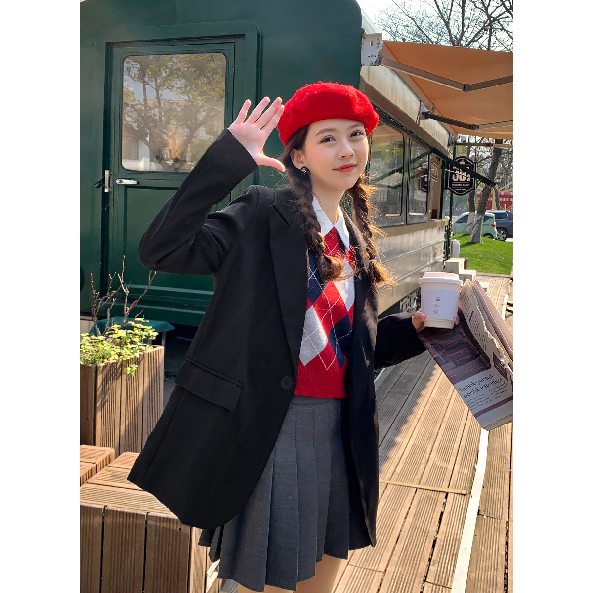 高级感黑色西装外套女2024春秋季新款韩版宽松廊形垫肩小个子西服