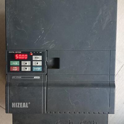 GS1013N018 HIZEAL 变频器 18.5kw 三相工业调速议价维修