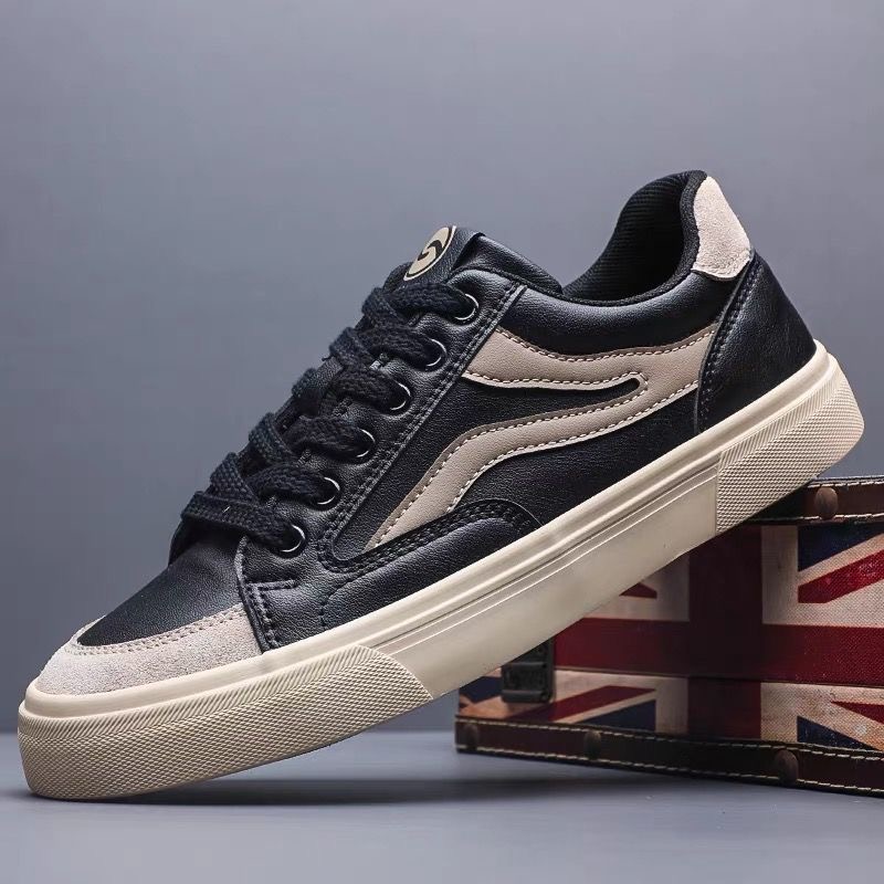 春秋休闲帅气时尚百搭软底轻便舒适新款板鞋透气系带耐磨男士板鞋