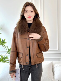 新款皮毛一体外套女短款加厚保暖机车服