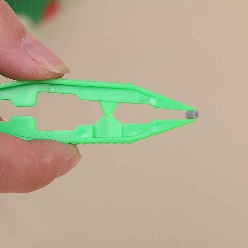 塑料配件便利卡通镊子工具夹子多色拼豆小镊子拼豆专用DIY,玩具/童车/益智/积木/模型,拼豆/拼豆工具,淘宝优惠券,粉丝福利购,淘宝优惠卷