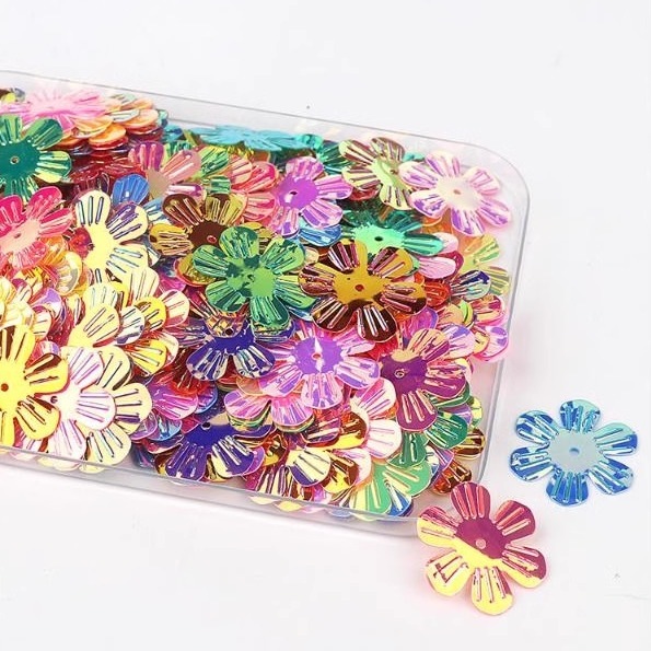 服装亮纸片饰品彩色贺卡diy亮片幼儿园蝴蝶小鱼装饰配件卡通