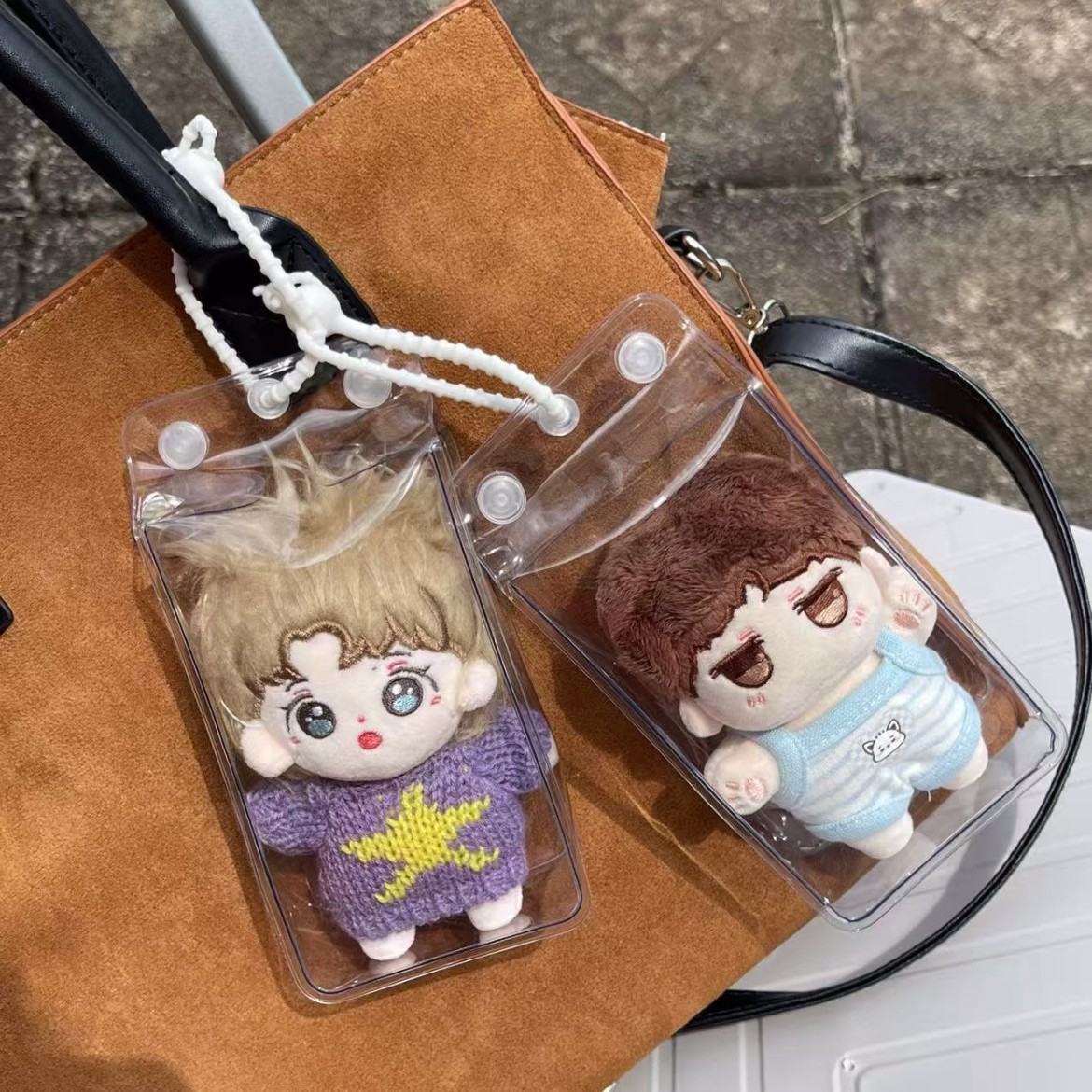 哭娃透明PVC毛绒玩偶保护星星人牛奶盒透明PVC娃包防尘学生