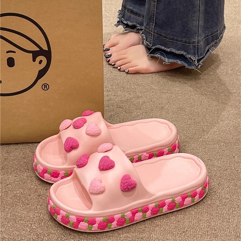 拖鞋女夏季时尚外穿厚底防滑2025新款可爱爱心花朵室内居家凉拖鞋