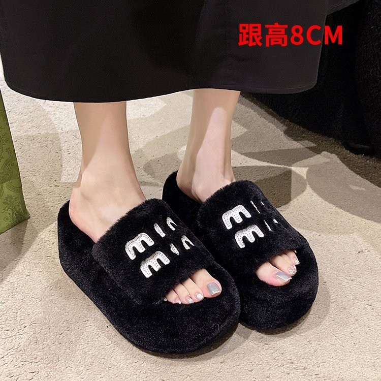 厚底水貂毛毛拖鞋女外穿2025秋季新款高级感毛绒一字拖加绒棉拖鞋