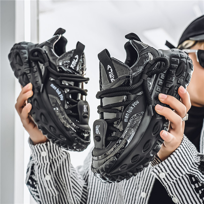 男鞋秋冬休闲百搭小众原创潮鞋男士户外轮胎底防滑增高运动老爹鞋