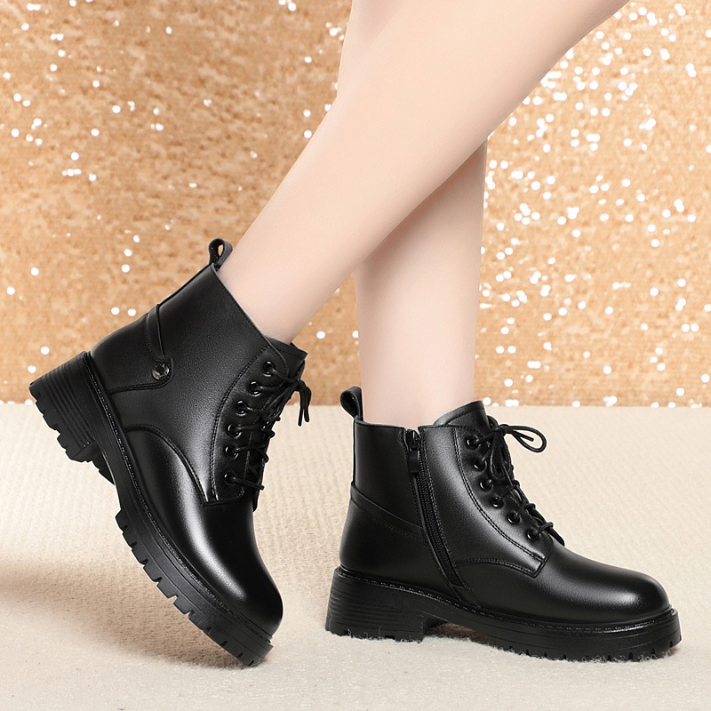 冬季新款真皮短靴大码厚底英伦风马丁靴女加绒棉鞋加厚羊毛棉靴子