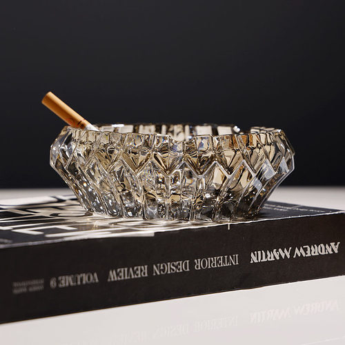 奢华感切割浮雕水晶玻璃烟灰缸美式复古客厅圆形创意烟缸装饰摆件