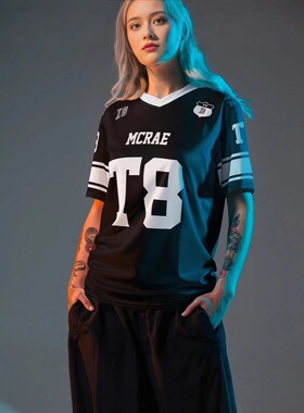 跨境2025新款Tate McRae女装T恤T8数码打印足球复古休闲上衣T恤