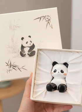 可爱熊猫造型桌面摆件手办公仔