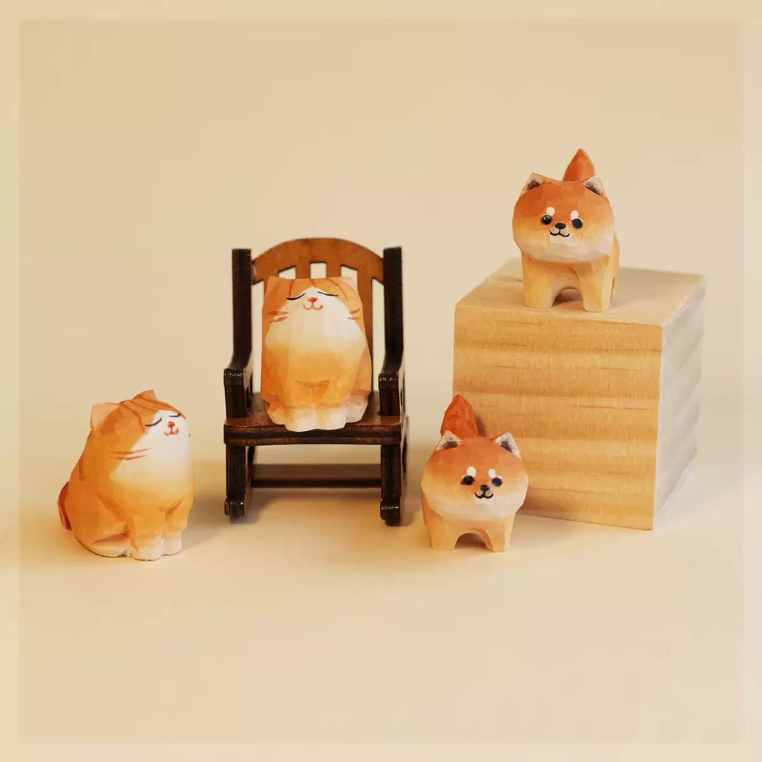 手工木质猫咪桌面摆件