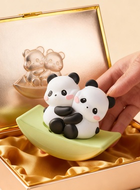 可爱熊猫公仔桌面摆件萌宠礼品