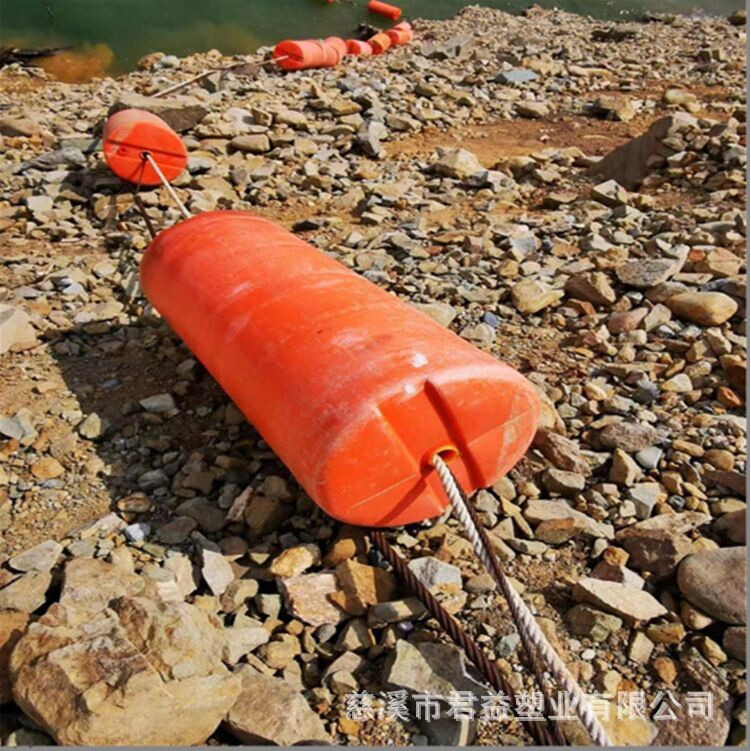 大坝拦河索漂浮桶 钢丝绳串联水面警示标志PE浮筒 滚塑拦污浮筒