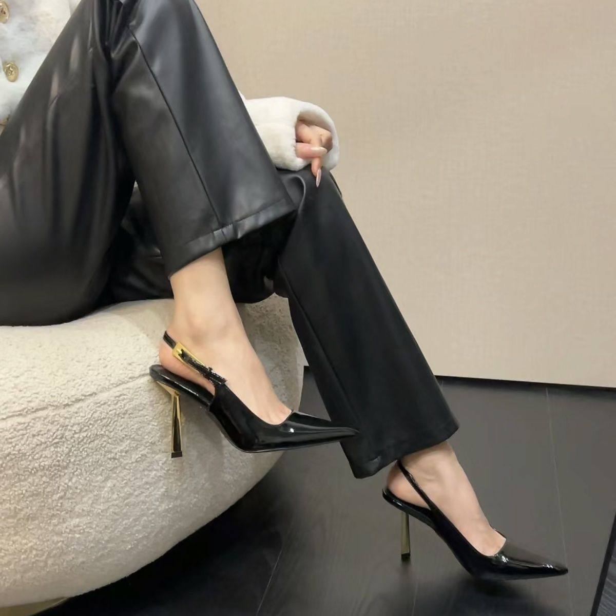 小金条高跟鞋女细跟御姐风杨树林黑色漆皮尖头气质高级后空凉鞋
